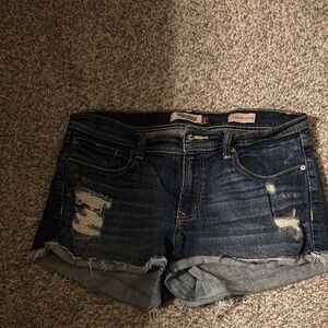 Denim distressed shorts